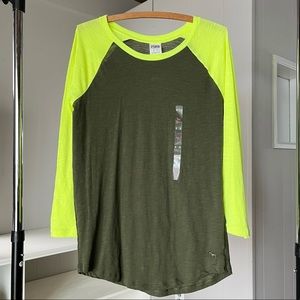 VS PINK Three Quarter Length Sleeve